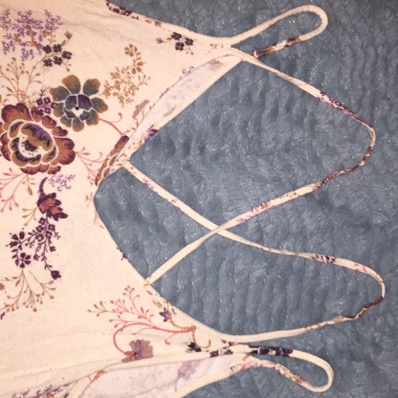 American Eagle Tank Top - Picture 3 of 4